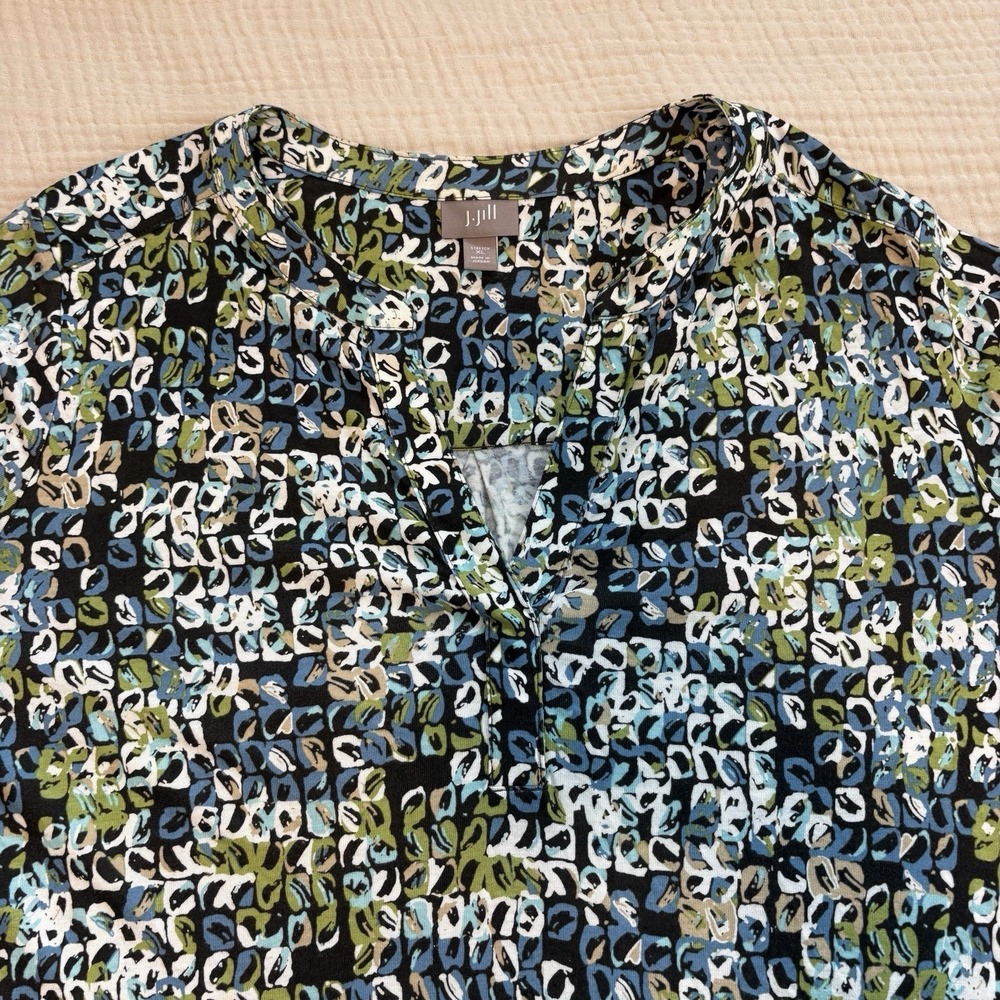 J. Jill Blouse Women's Sz XL Green Rayon Stretch Long Sleeve Top Green Geometric - Picture 3 of 9